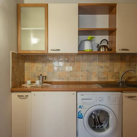 Charming Sea And Extra Bed Possible Num2104 Appartamento *